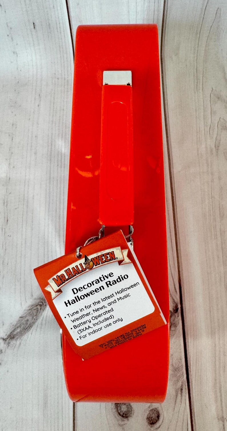 Halloween Radio Trick or Treat Tunes - Thumbnail 4