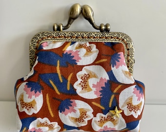 Henriette purse - flower fabric on a terracotta background, metal clasp