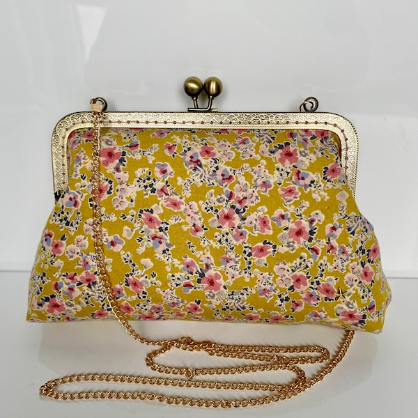 Sac à main Henriette fermoir rétro tissu Japonais en lin jaune et fleurs roses