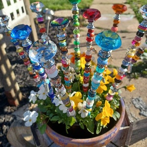 Fairy Wand Garden Stakes Garden Art Yard Art indoor Outdoor Suncatcher,  Rainbows Prisms Charms, plant lover's gift Approximately 12 inches