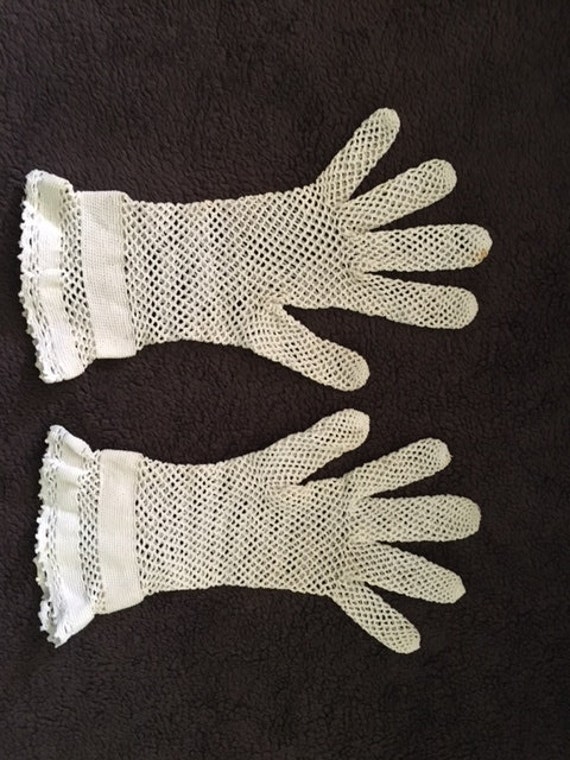 Crocheted Gloves