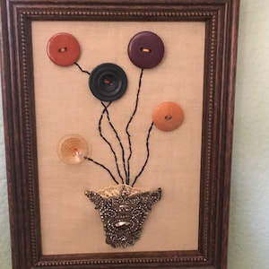 Vintage Button & Shoe Buckle Picture