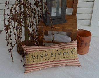 Primitive Folk Art Rustic Pillow Tuck