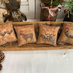Set of 4 Primitive Pillow Tucks Vintage Santa Christmas Pillow Tucks Bowl Fillers Christmas Tuck Primitive Home Decor Shabby Chic Decor Etsy