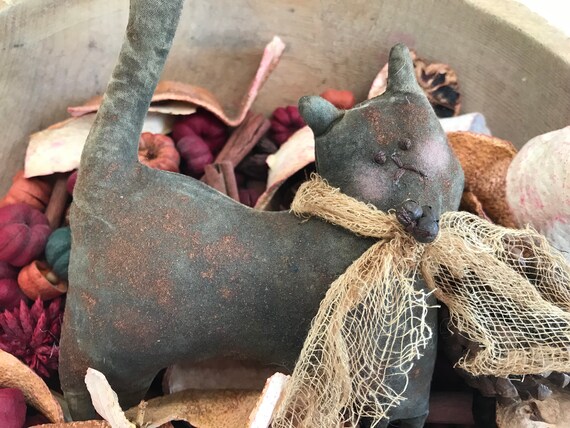 Primitive Folk Art Kitty/Cat Doll Pattern, Primitive Folk Art Halloween Kitty Doll, Grungy Kitty Ornie, Primitive Tuck Bowl Filler, ePattern