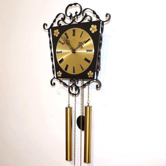 JUNGHANS Vintage Wall Clock SPECIALTY Brass 1960s Hammered