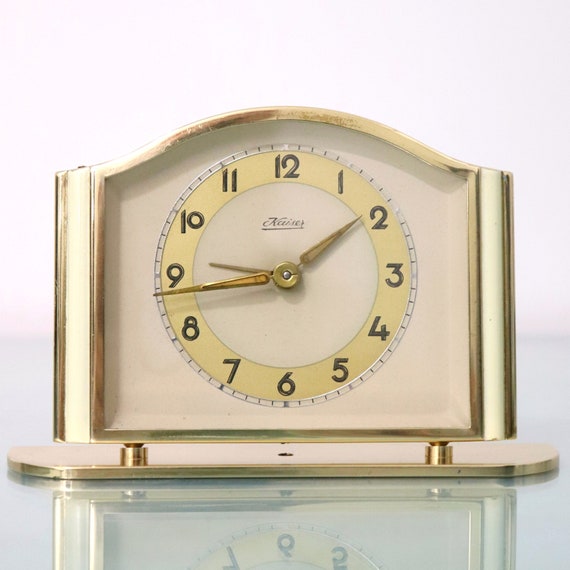 Reloj despertador de sobremesa KAISER ANTIGUO de los anos 30. Modelo raro Totalmente restaurado y revisado. Vidrio aleman. Garantia de un ano Etsy Espana