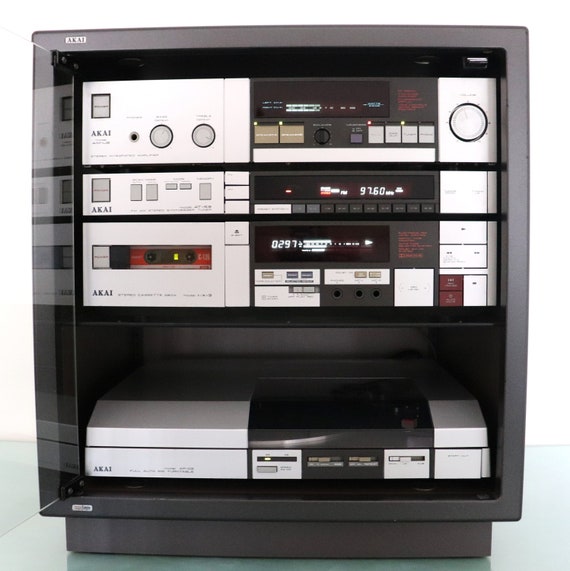 AKAI Top Range PB Cube Set Turntable Ap-d3 Amplifier Am-u2 