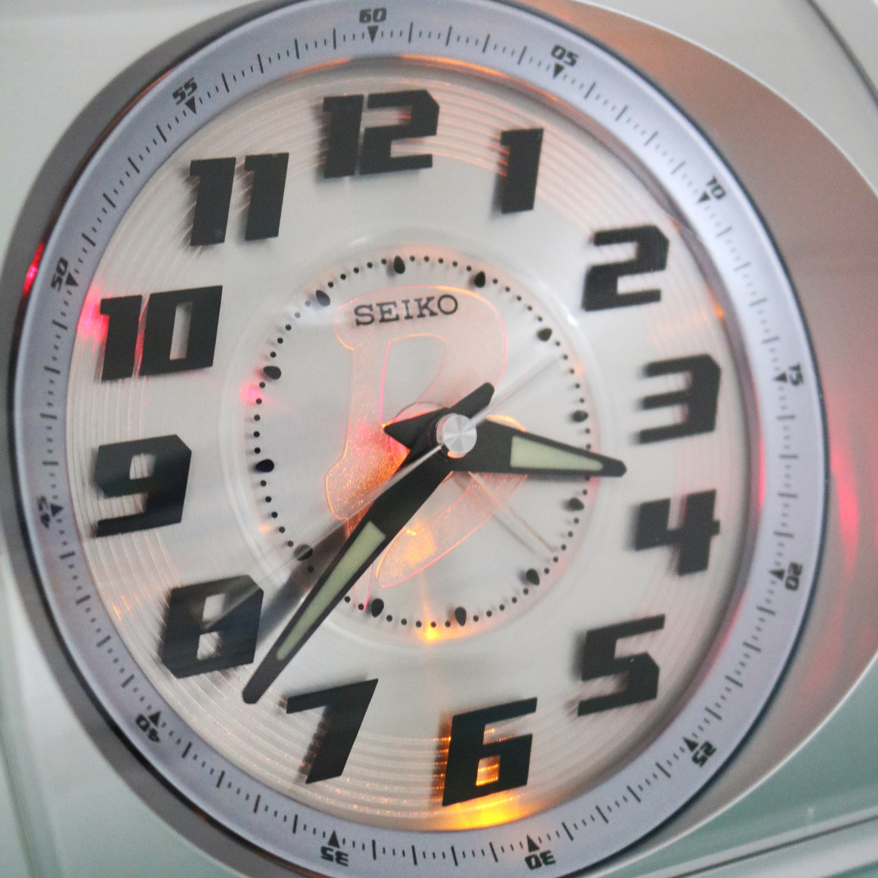 SEIKO Alarm Mantel Clock Beat Club MUSICAL! RARITY! Volume SEIKO Alarm Mantel Clock Beat Club MUSICAL! RARITY! Volume