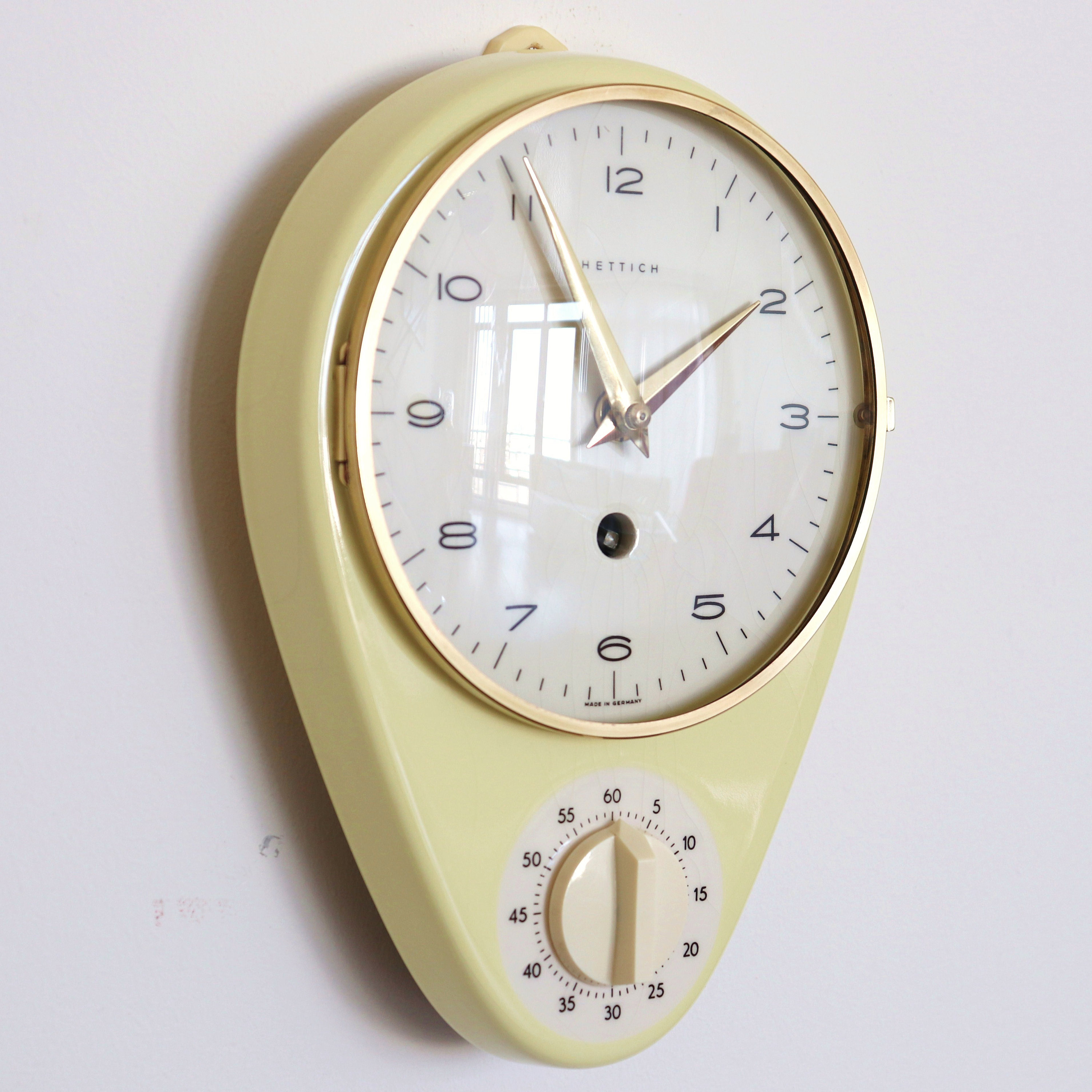HETTICH Wall Clock Top Condition KITCHEN Timer Vintage