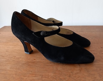 Vintage Clarks Black Suede Mary Jane Block Heels – Made in England Dolly Shoes UK 4.5