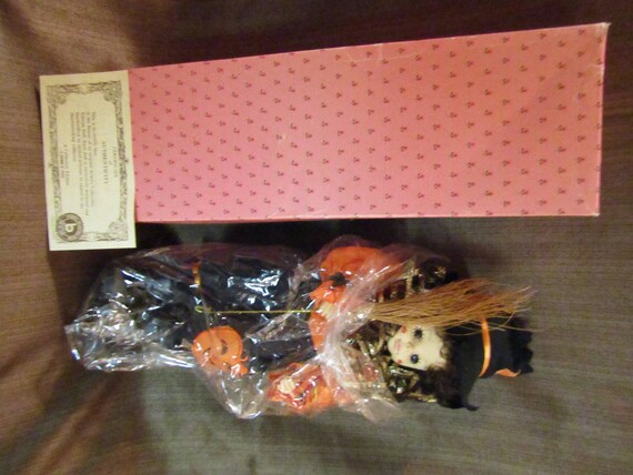brinn's collectible clown dolls 1988