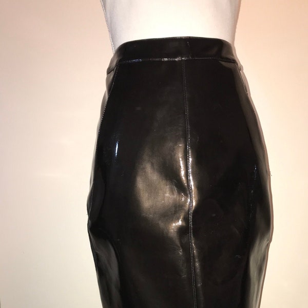 GARETH PUGH Black Vinyl doubled zipped hich waisted skirt, with 2 pockets on front size 40 ita