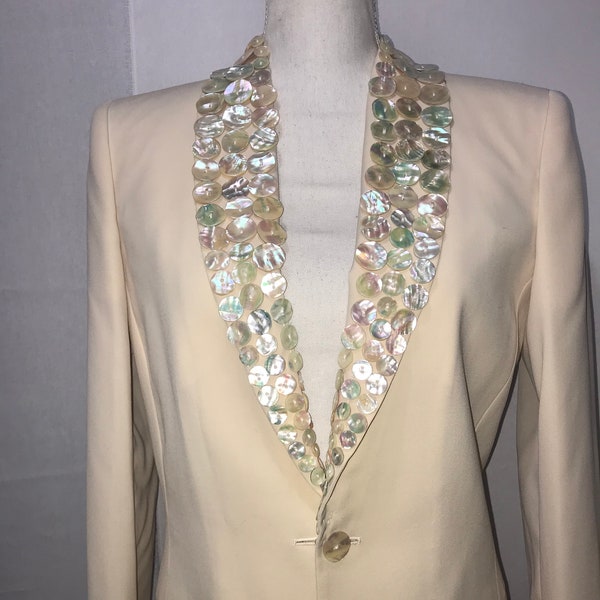 JEAN PAUL GAULTIER Creamy Beige Jacket with Embroydered by Real Nacre (Mother of Pearl) Buttons. size Ita 44 #gaultier #paris