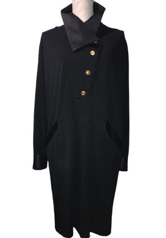CHANEL BOUTIQUE 90's Black Dress (by Karl Lagerfeld) in wool with satin frills and gold buttons size ita 44