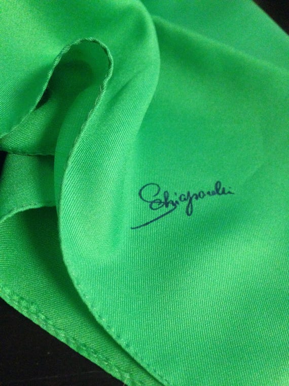 SCHIAPARELLI 60's Vintage Emerald Green Scarf 51 x 51 cm #rare #vintage #schiap #scarf