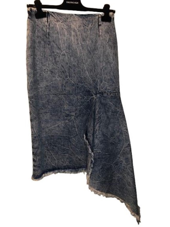 BALENCIAGA High Waisted Rigid Acid Washed Denim Skirt with Side Godet for Asymmetric Effect #balenciaga #asymmetric #frayed #acidwash #demna