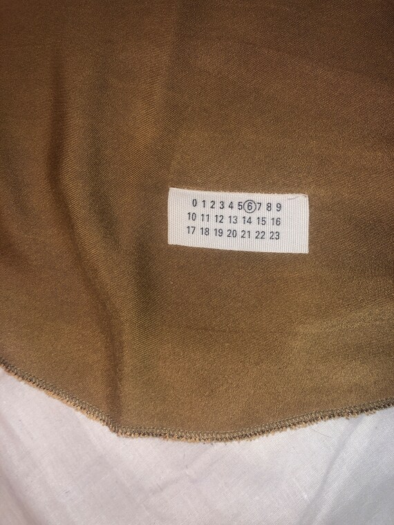 MARTIN MARGIELA 90's Rare Jabot in Camel Beige can be… Gem