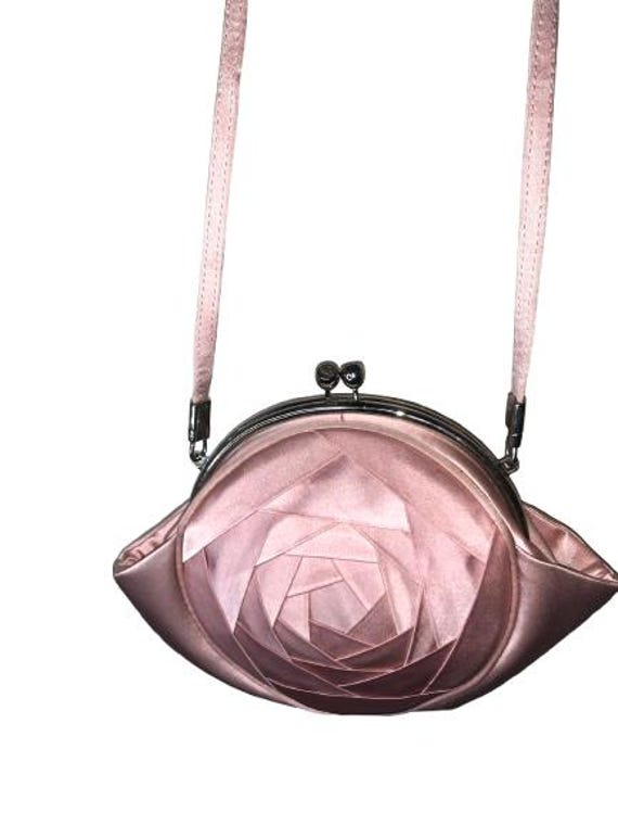JOHN GALLIANO Pink Satin bag with origami Rose Motif detouchable belt #rare #bag #pochette #satin #origami #galliano #paris #madeinitaly