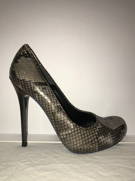ALEXANDER Mcqueen Python Pumps 13 Cm Heels With Plateau Size 37 Ita in Grey Phyton Mint Condition heels mcqueen sexy python Etsy Canada