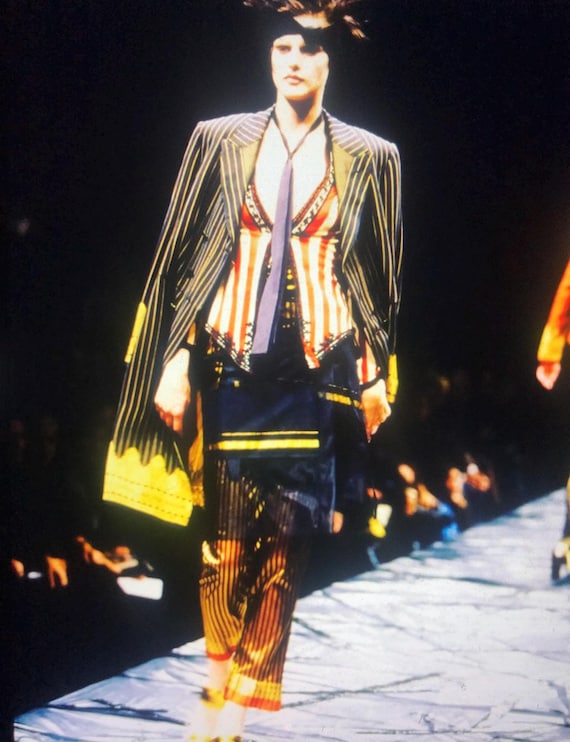 JEAN PAUL GAULTIER Femme rare 1997 pareo, in striped and arabesque logo printed fabric, black and mustard yellow one size