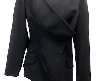 Blazer asimétrico con estampado geométrico múltiple de YOHJI YAMAMOTO en lana pura marina, talla M. #JohjiYamamoto #raro #vintage #hechoenJapón