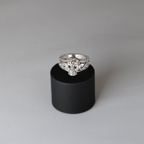 candy skull ring