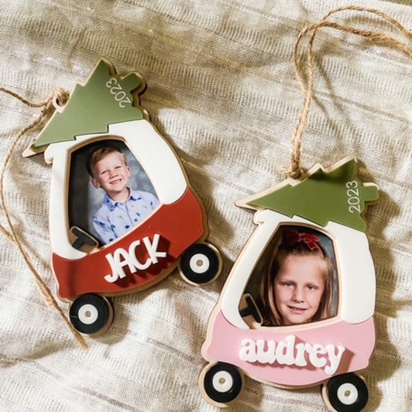 Enfeite de cupê aconchegante personalizado: primeiro Natal do bebê, decoração de árvore de madeira