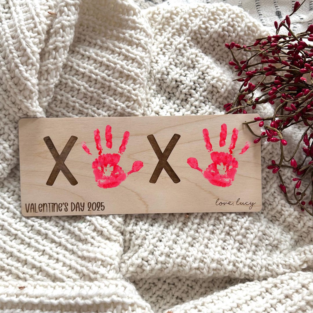 Valentine Handprint Keepsake | Xoxo Handprint | Valentine’s Day ...