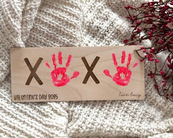 Personalized Valentine Handprint Keepsake: Kids XOXO Sign
