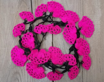 Fuchsia black color Yarn necklace Turkish crochet oya flowers daisy Unique Long jewelry Lariat floral Bracelet Knitted knit knitting Fluffy