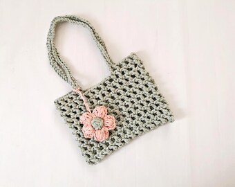 Water Green Mesh t-shirt yarn bag Basic crochet purse Rectangle pouch Flowers floral daisy daily cozy sports fashion viral unique Crocheted