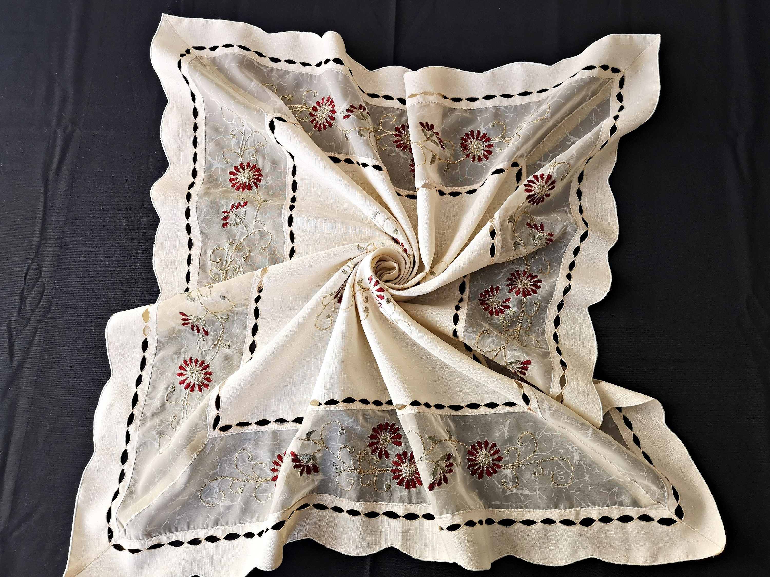 squared Table Cover Turkish Pattern Gold main image 0