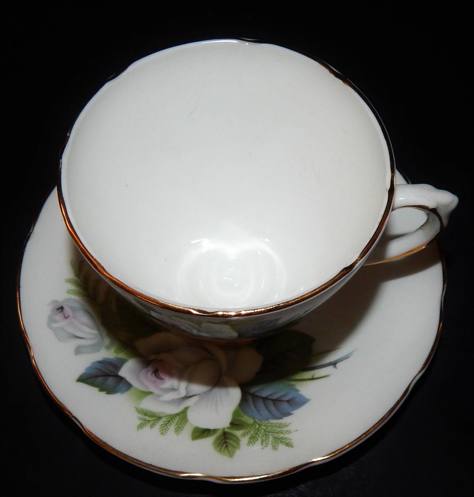Sutherland Fine Bone China White Roses Tea Cup and Saucer - Etsy