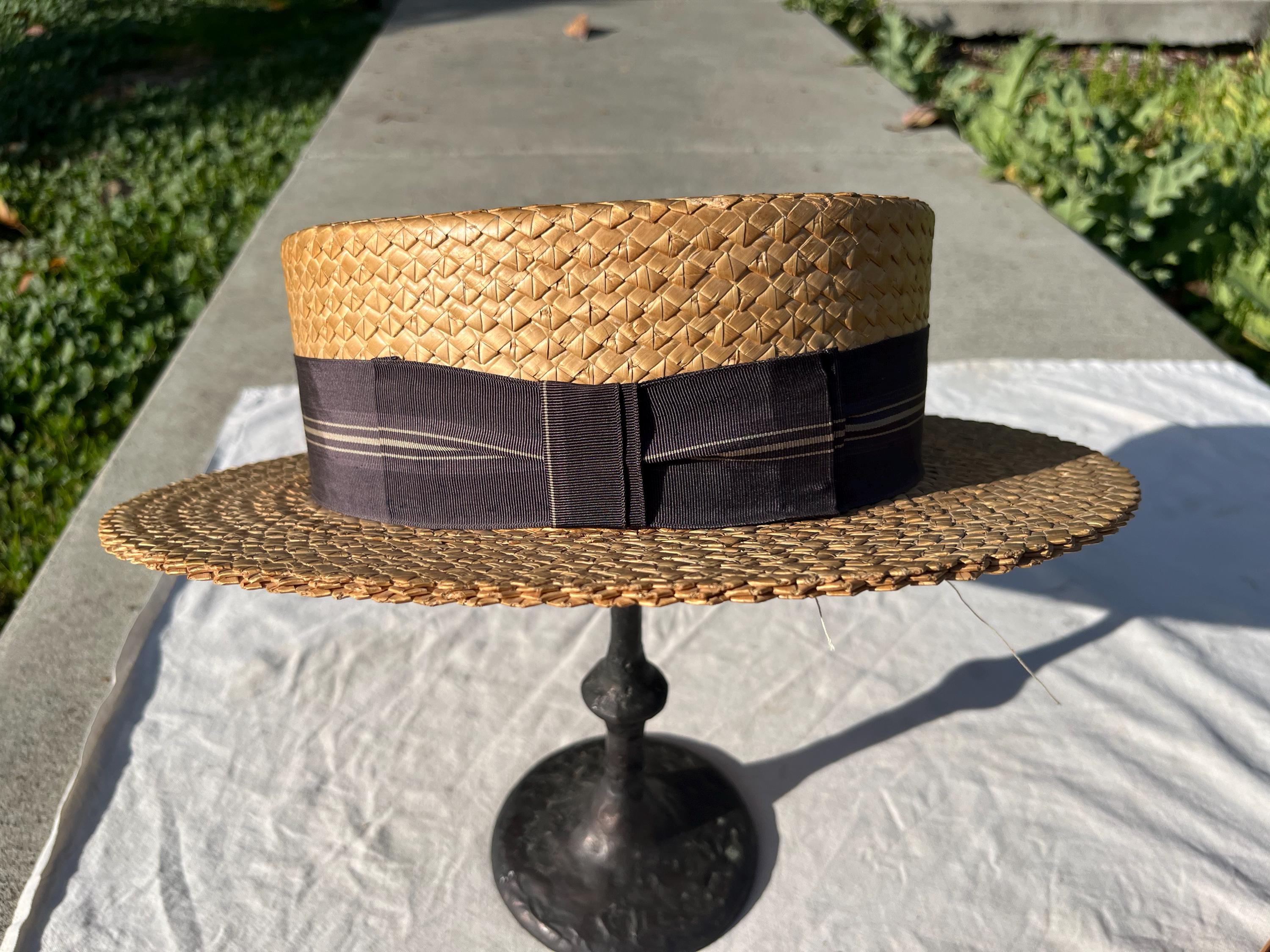 ASTOUNDING 1930s\' BLACK TILT FEDORA WITH GROSGRAIN CROWN + STRAW BRIM + STRAP 1930s Black Straw Tilt Hat | Veiled Brim with Pink Poms main image 3