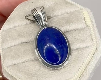 925 Sterling Silver oval cabochon lapis Vintage  Pendant 5.8g