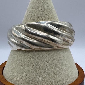 Vintage Silver Wavy Cuff - Etsy - Page 2