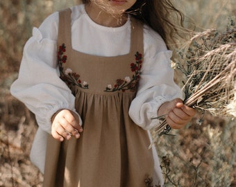 Boho cottagecore flower girl dress Linen cottage core pinafore dress Toddler aprone dress Prairie dress Biege linen flower girl dress