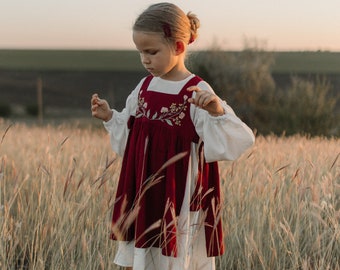 Cottegecore flower embroidery girl dress Burgundy linen pinefore dress toddler Prairie apron dress for girls Lienen boho flower girl dress