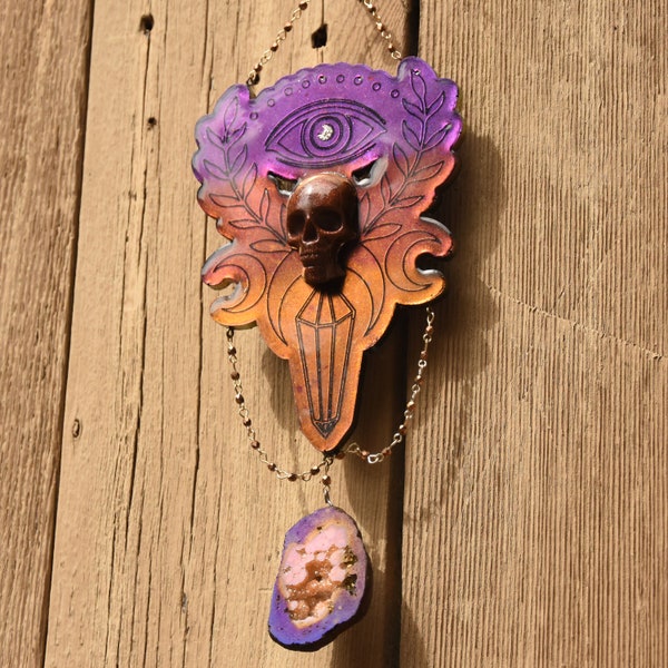 Color-shifting Mystic Skull Holographic Resin Wall Hanging - Sun Catcher - Resin Art - Metallic