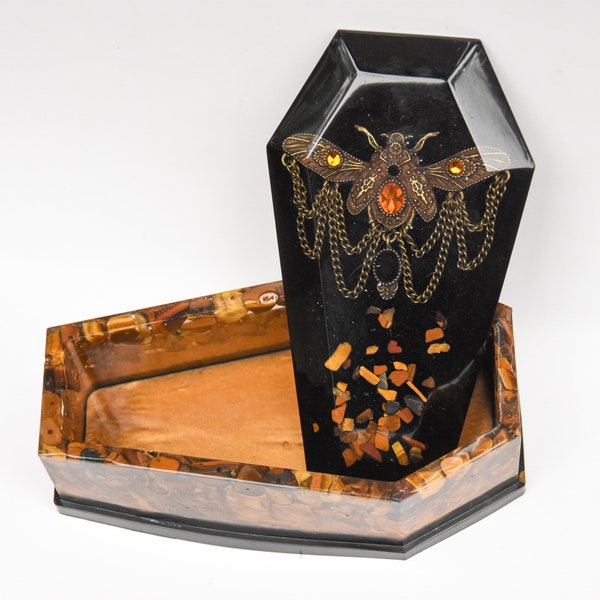 Moth Tigers Eye Coffin Trinket Box - Caja de alijo - Caja de joyería - Caja de pestañas - Caja de anillos- Decoración gótica - Crystal Stone- Caja de ataúd - Decoración de brujería
