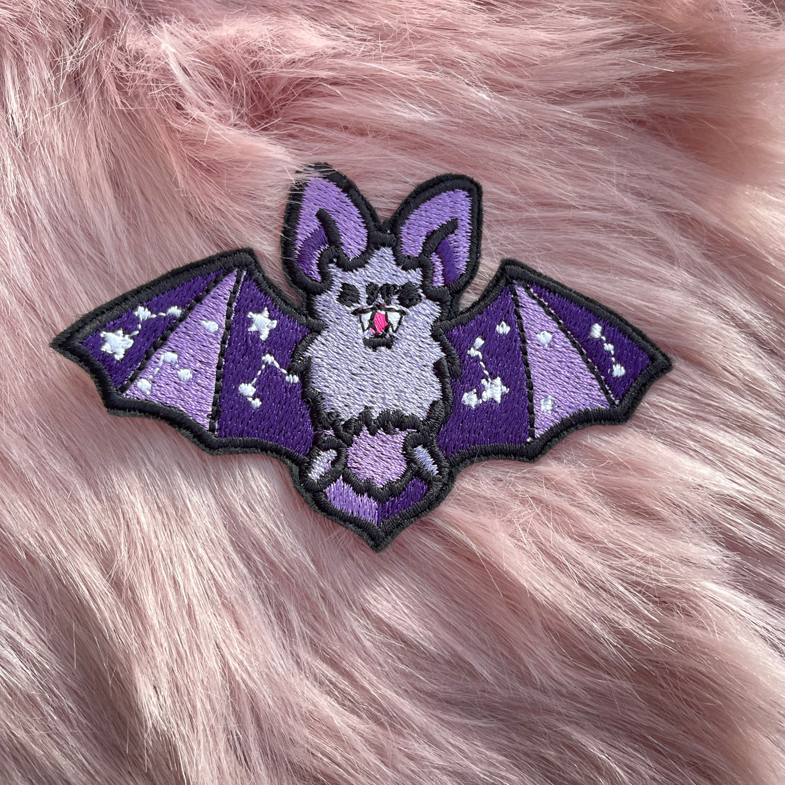 Bat heart Iron on patch, Patches, Bat heart patches iron on ,Embroidered  Patch Iron, Patches For Jacket ,Logo Back Patch