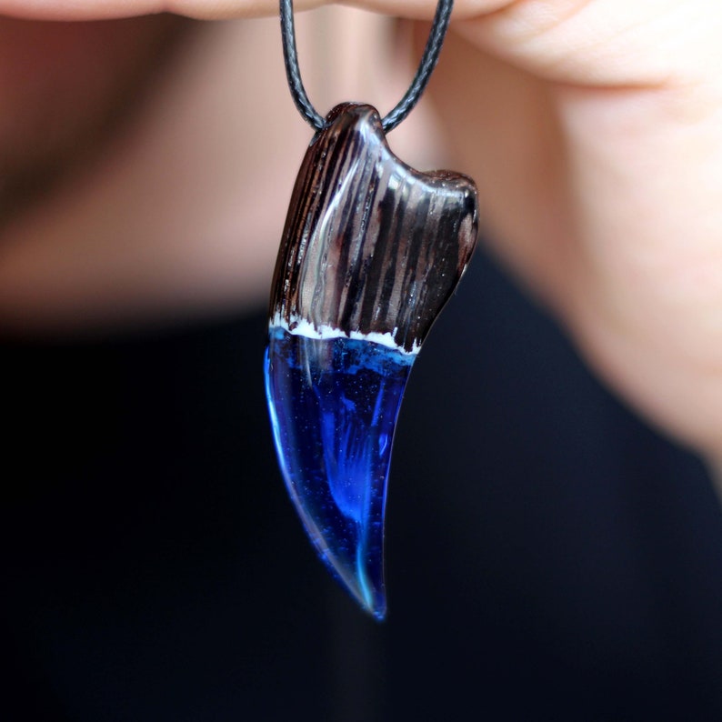 Unique wooden necklace Bear Claw Pendant Glow Necklace Resin Wood Necklace Wooden pendant for women and men statement jewelry Blue pendant