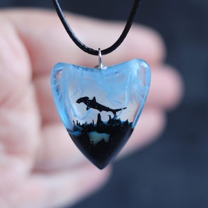 Men’s Shark Necklace - Shark Tooth Pendant with Ocean Scene - Unique Marine Jewelry Gift for Him or Her, Glow in the dark