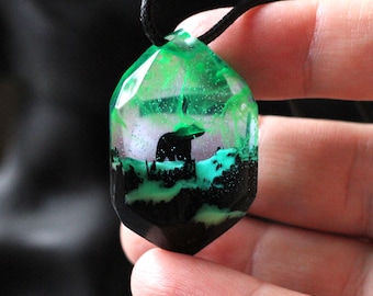 Northern Lights Bear Pendant Necklace - Handcrafted Glow in the Dark Jewelry for Men