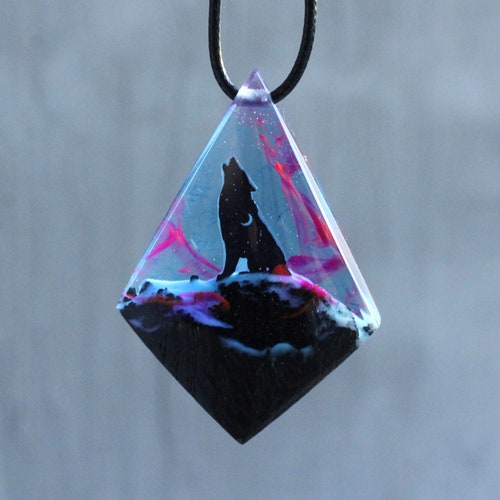 Wolf Pendant Wood Resin Necklace Wild Wolf Men Necklace Glow pendant Northern Lights Necklace Animal Pendant Unique wolf necklace