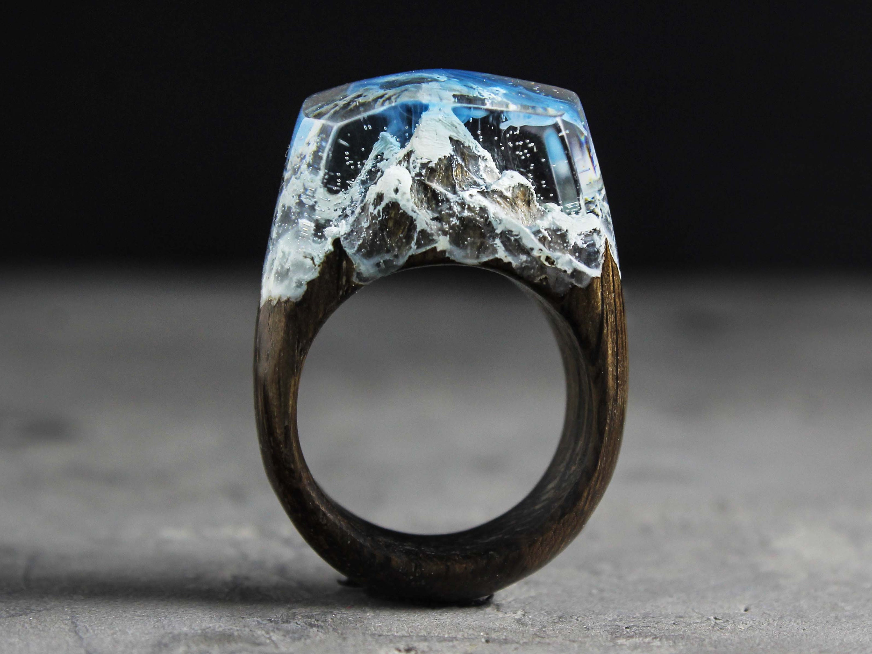 NDJEWELRY Resin Ring Wood Band Romantic Forest Secret World Mountain  Landscape insided Statement Ring Unique Handmade Gift for Her Size 6.5