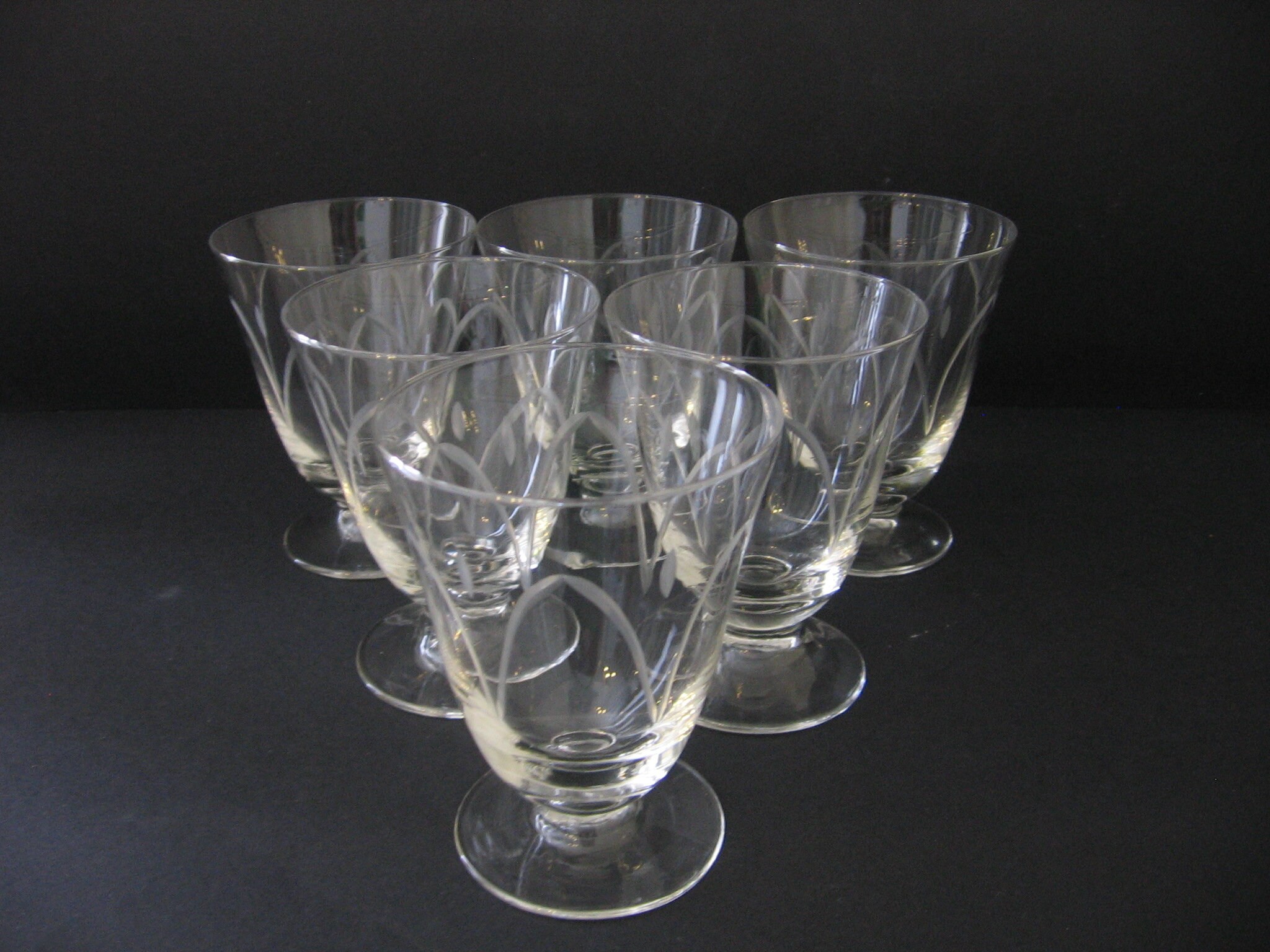 Bel Ensemble de 6 Six Verres à Vin/Eau Gravés Du Milieu Siècle Vers Les Années 1950