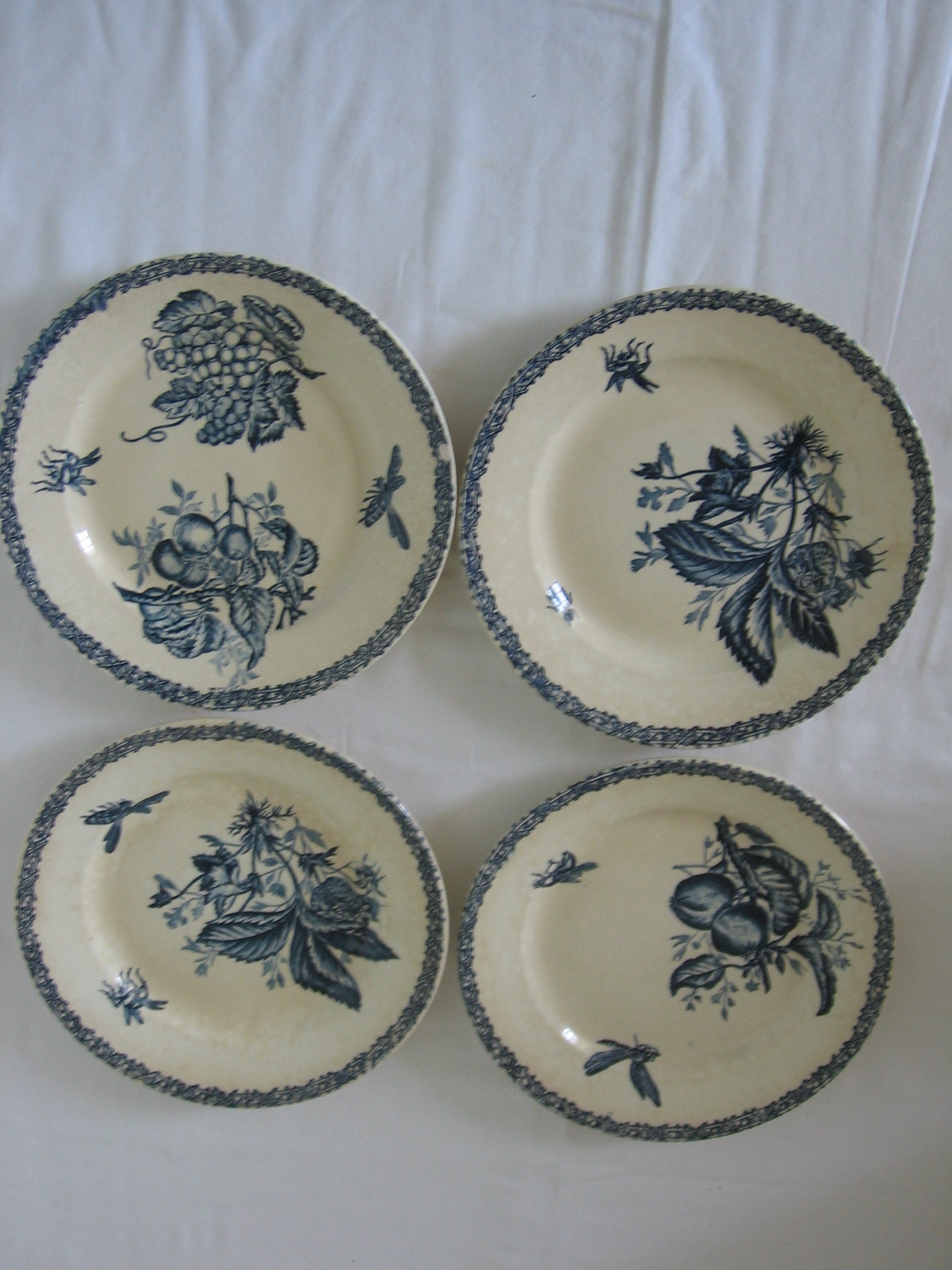 Superbe Ensemble de 4 Français Antiques Choisy Le Roi Deep Blue Transferware sur Creamware C Années 