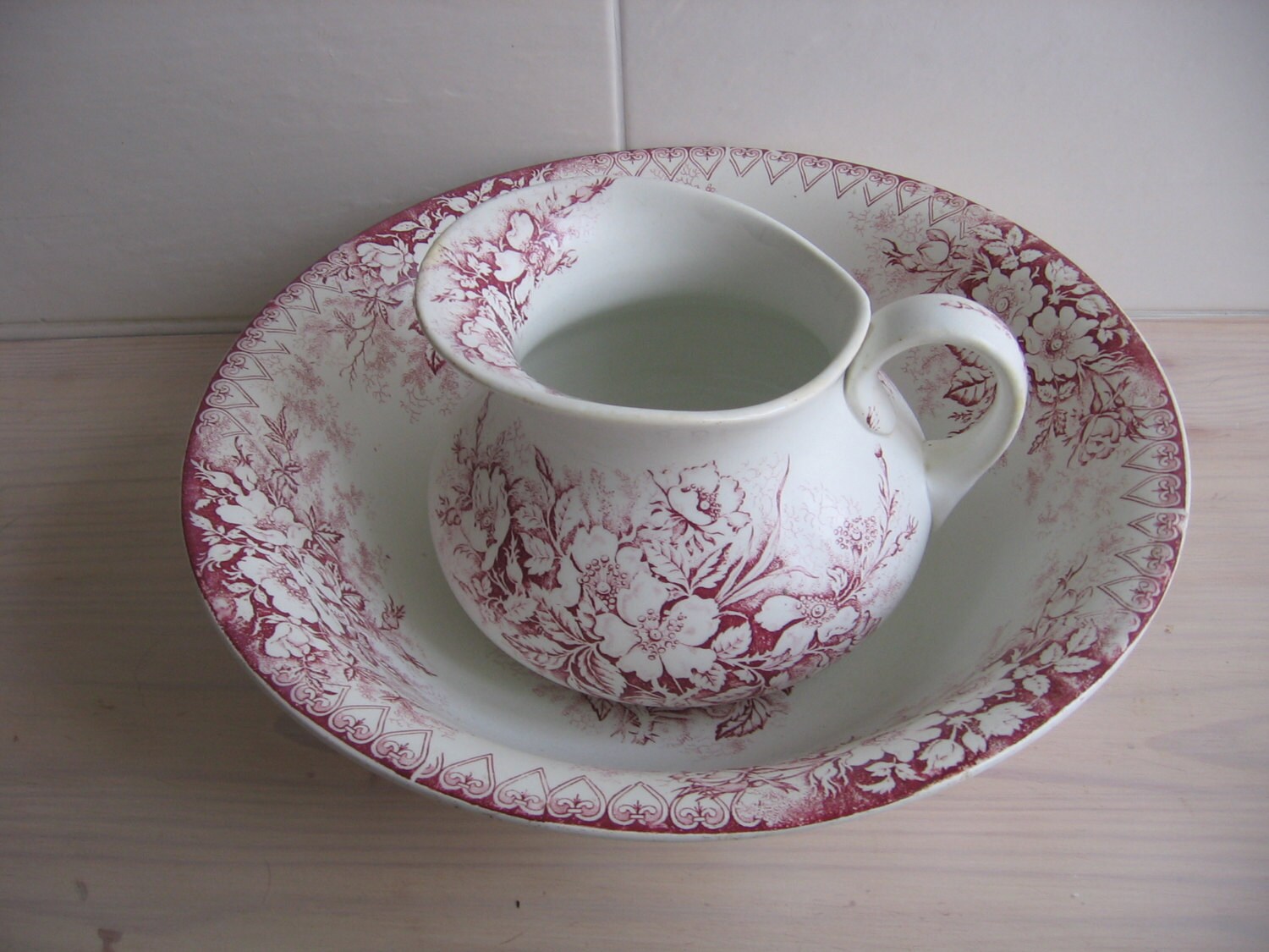 Antique Français Bathroom Jug/Ewer Pitcher & Wash Bowl K-G Luneville Circa 1880S - 1890S Dark Reddis